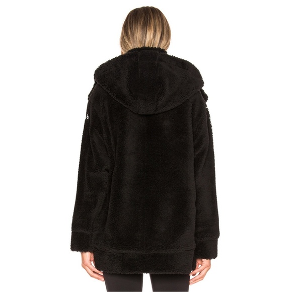 NWT Alo Yoga Norte Faux Sherpa Coat - Picture 2 of 8